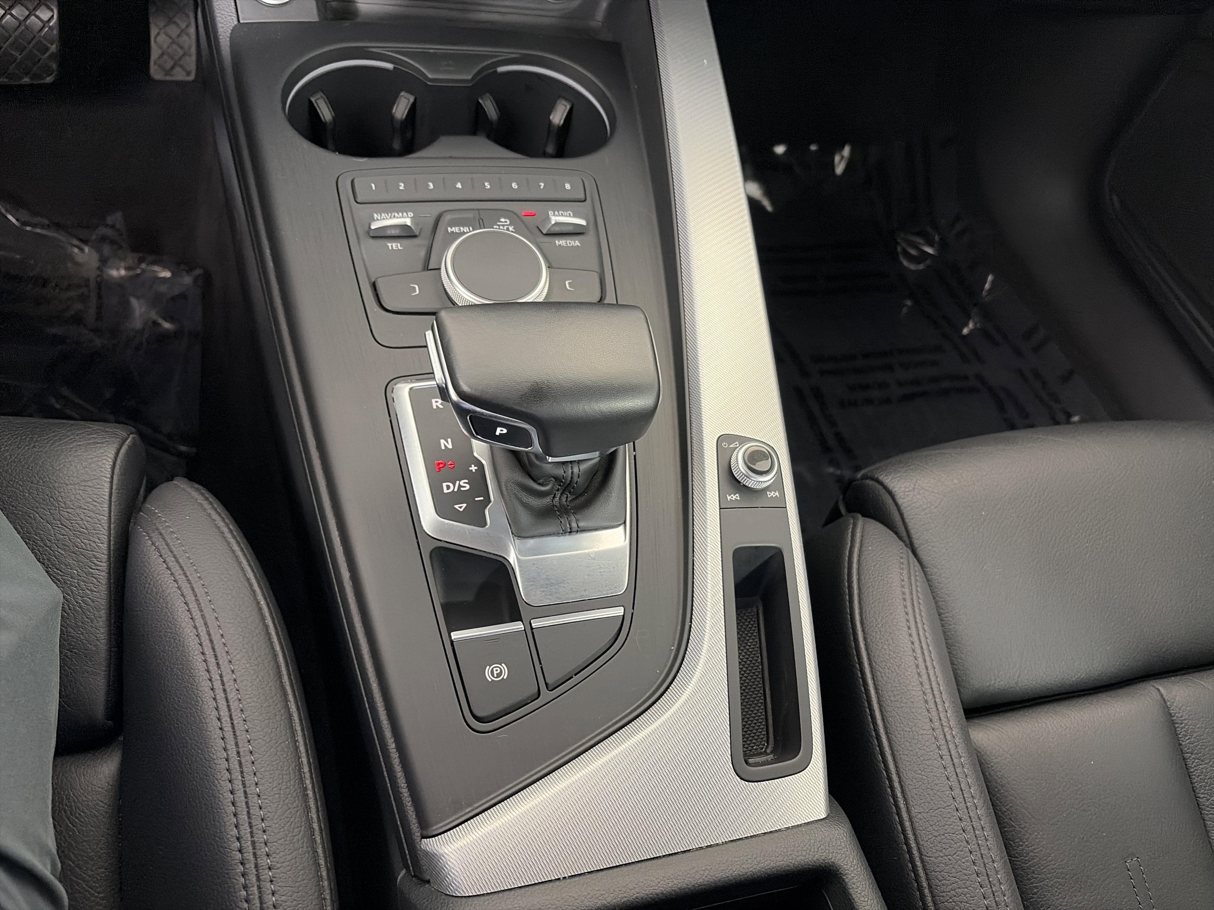 Used 2019 Audi A4 2.0T Premium w/ Convenience Package AWD/4WD image 24