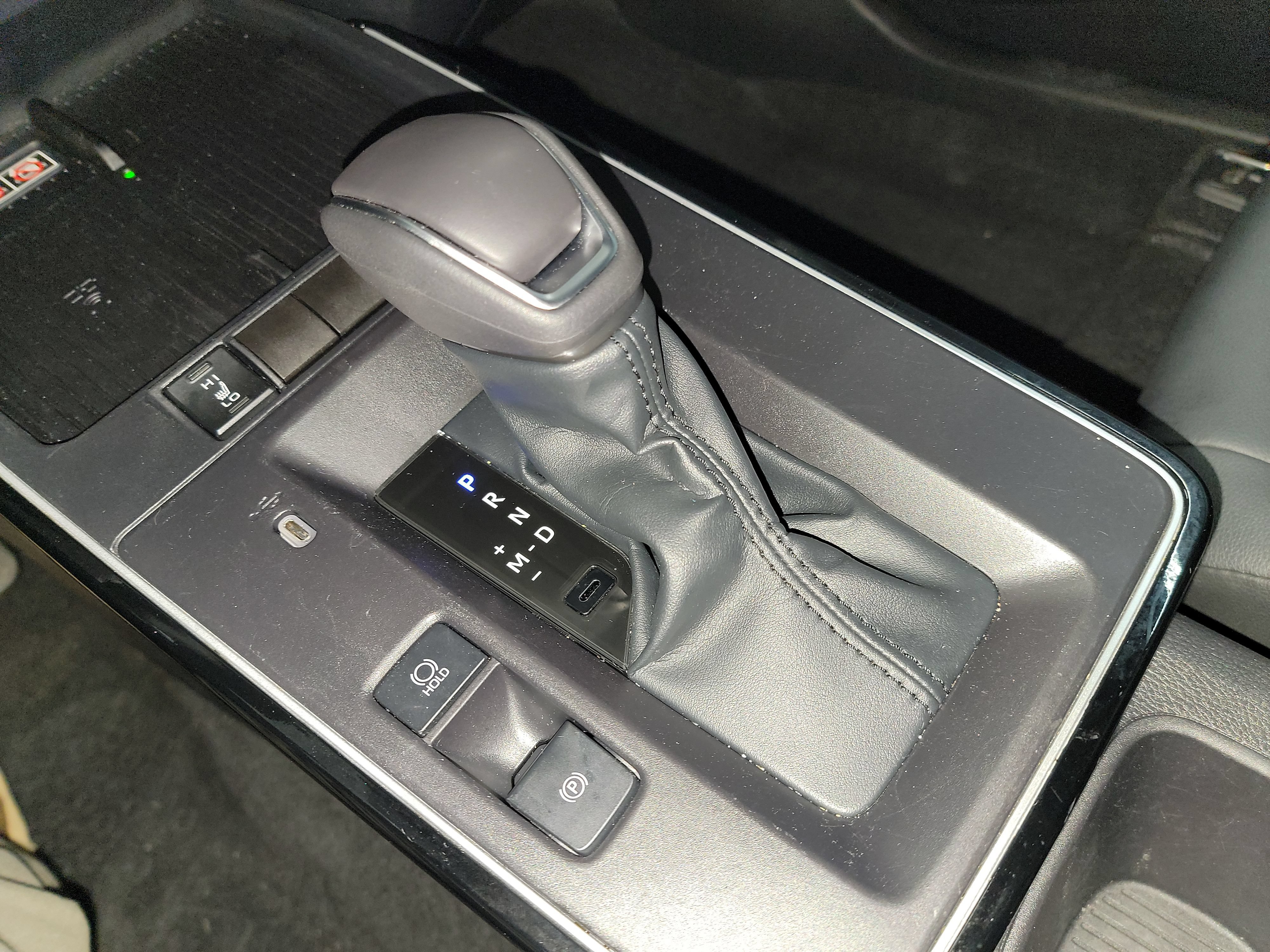 Used 2026 Toyota Corolla Cross XLE w/ Convenience Package FWD image 27