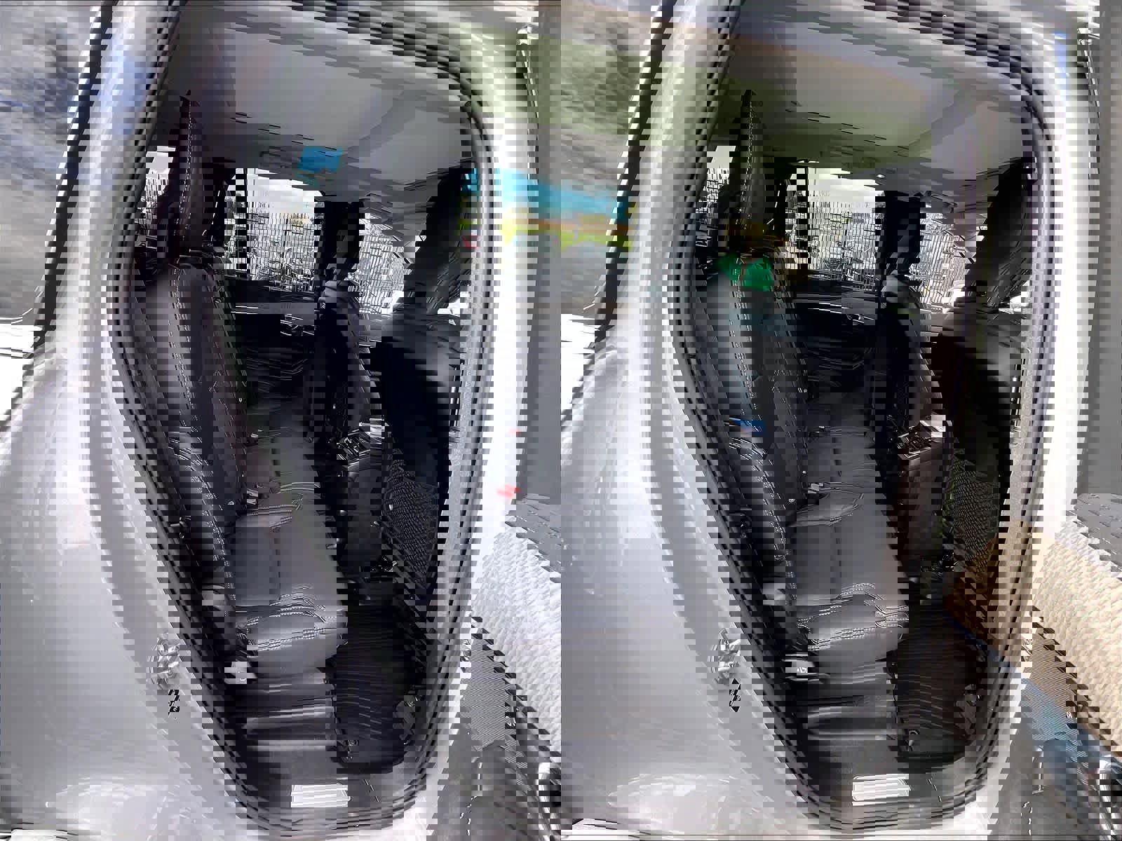 Used 2023 Volvo XC90 T8 Ultimate w/ Protection Package image 30