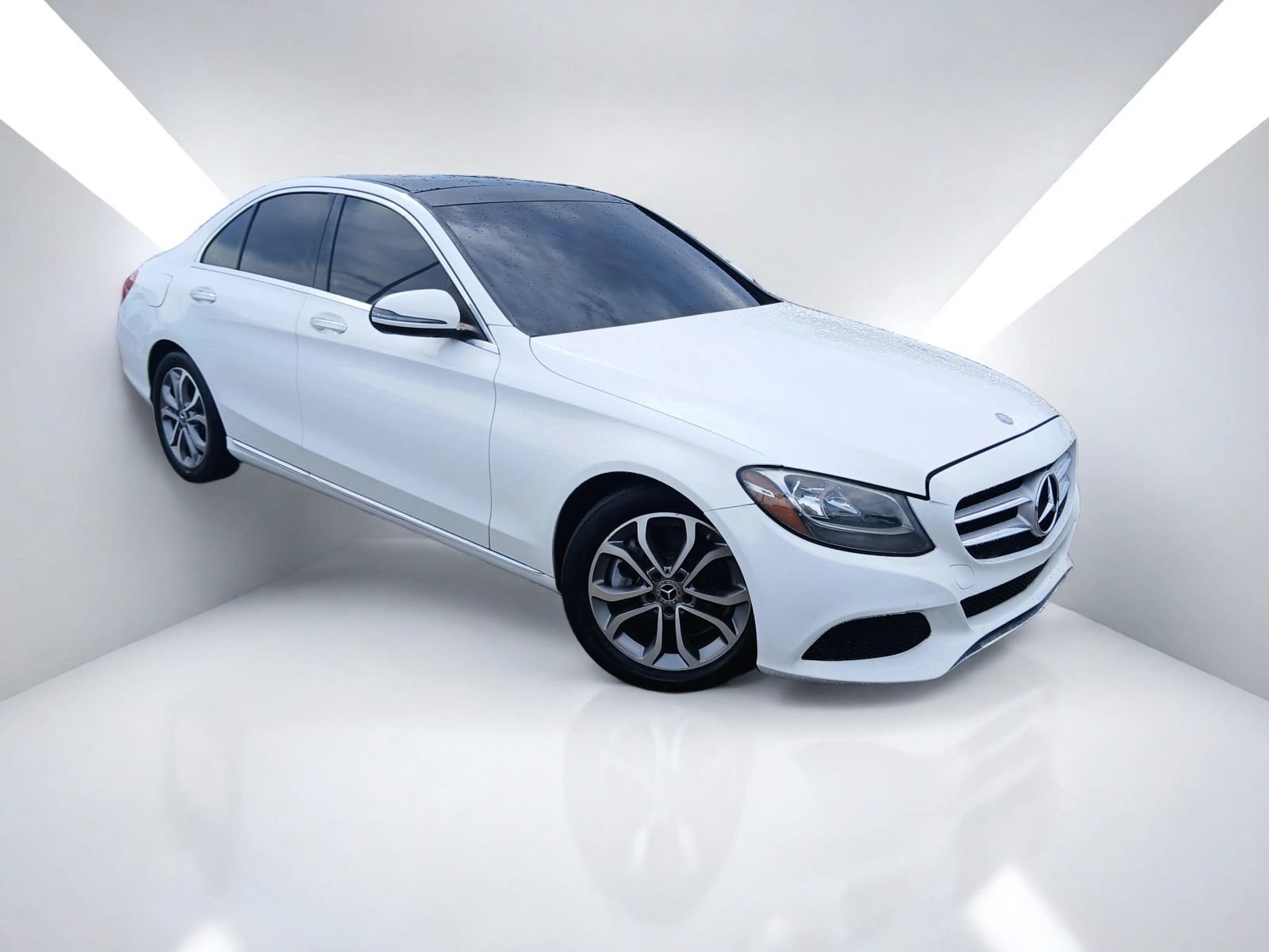 Used 2017 Mercedes-Benz C 300 Sedan image 2