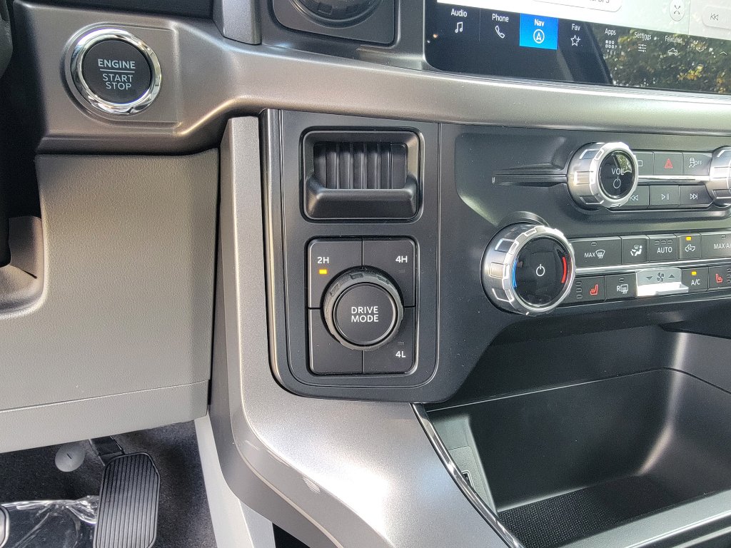 New 2025 Ford F150 XLT image 25