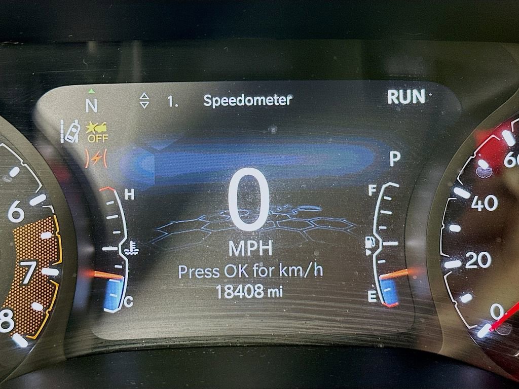 Used 2024 Jeep Compass Latitude image 12