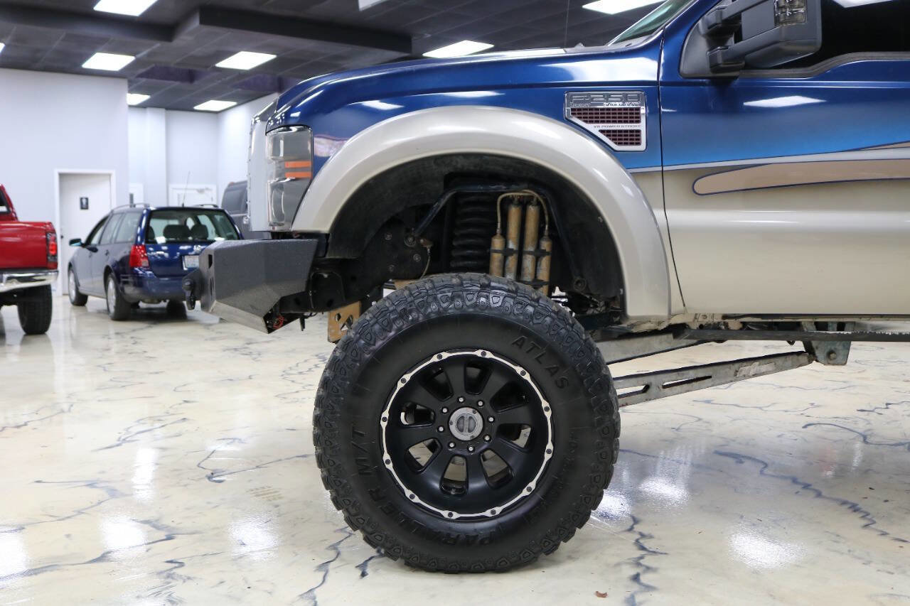 Used 2008 Ford F250 Lariat image 9