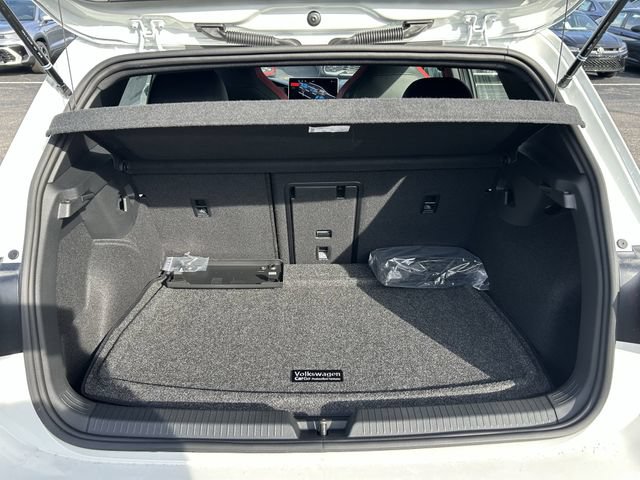 New 2026 Volkswagen GTI SE FWD image 27