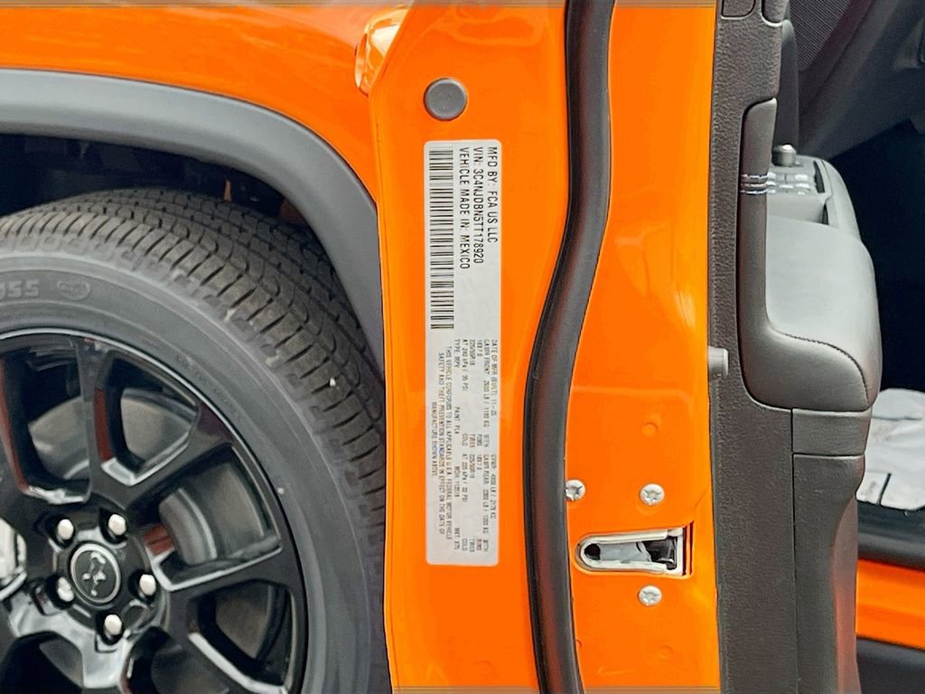 New 2026 Jeep Compass Latitude image 28