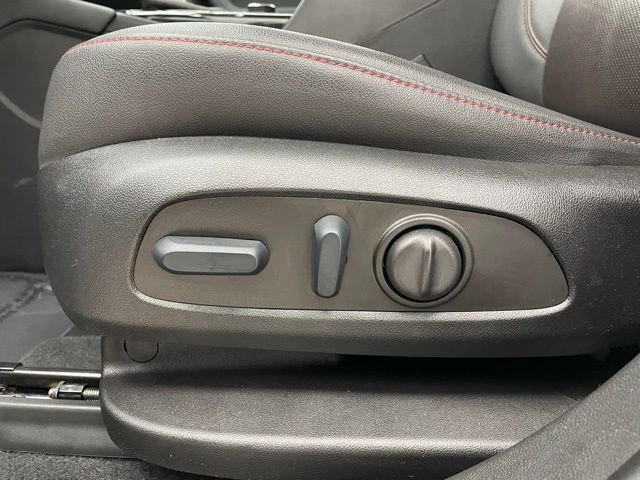 Certified 2023 Chevrolet Blazer RS w/ Enhanced Convenience Package image 8