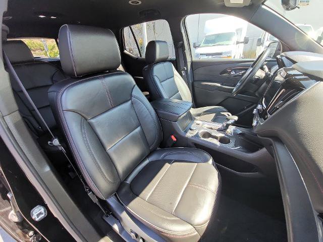 Used 2023 Chevrolet Traverse RS image 27