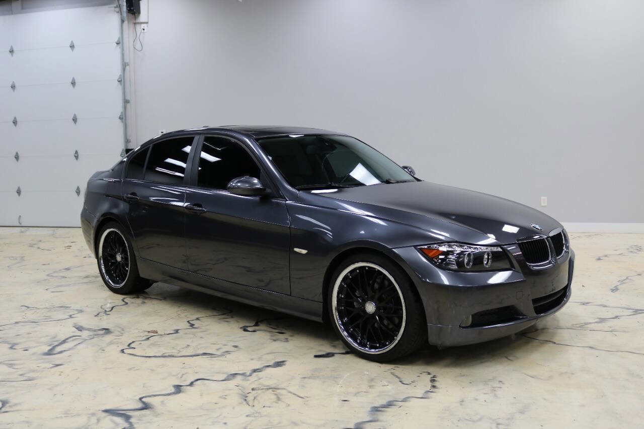 Used 2006 BMW 325i Sedan RWD image 2