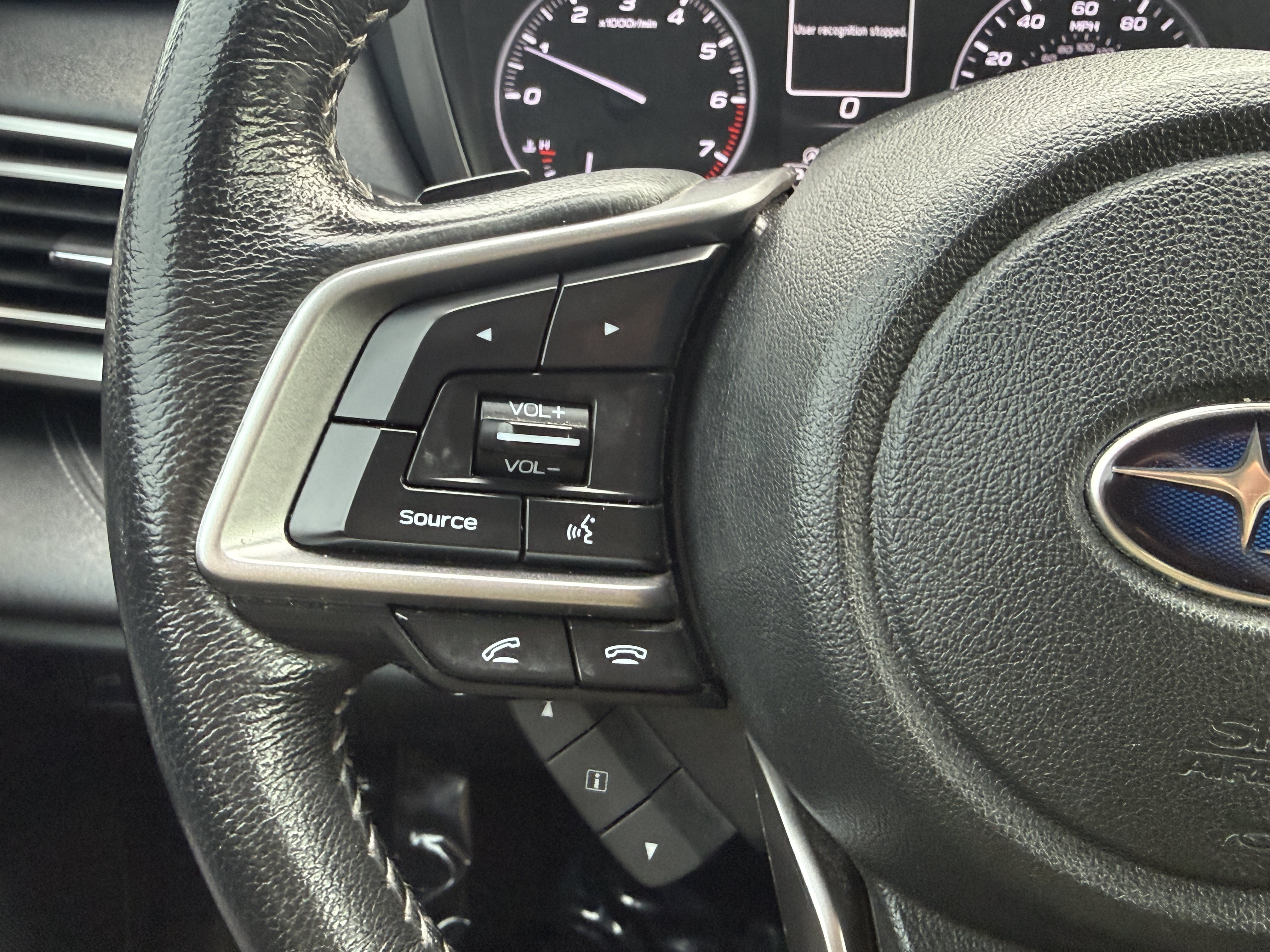 Used 2022 Subaru Outback Limited AWD/4WD image 19