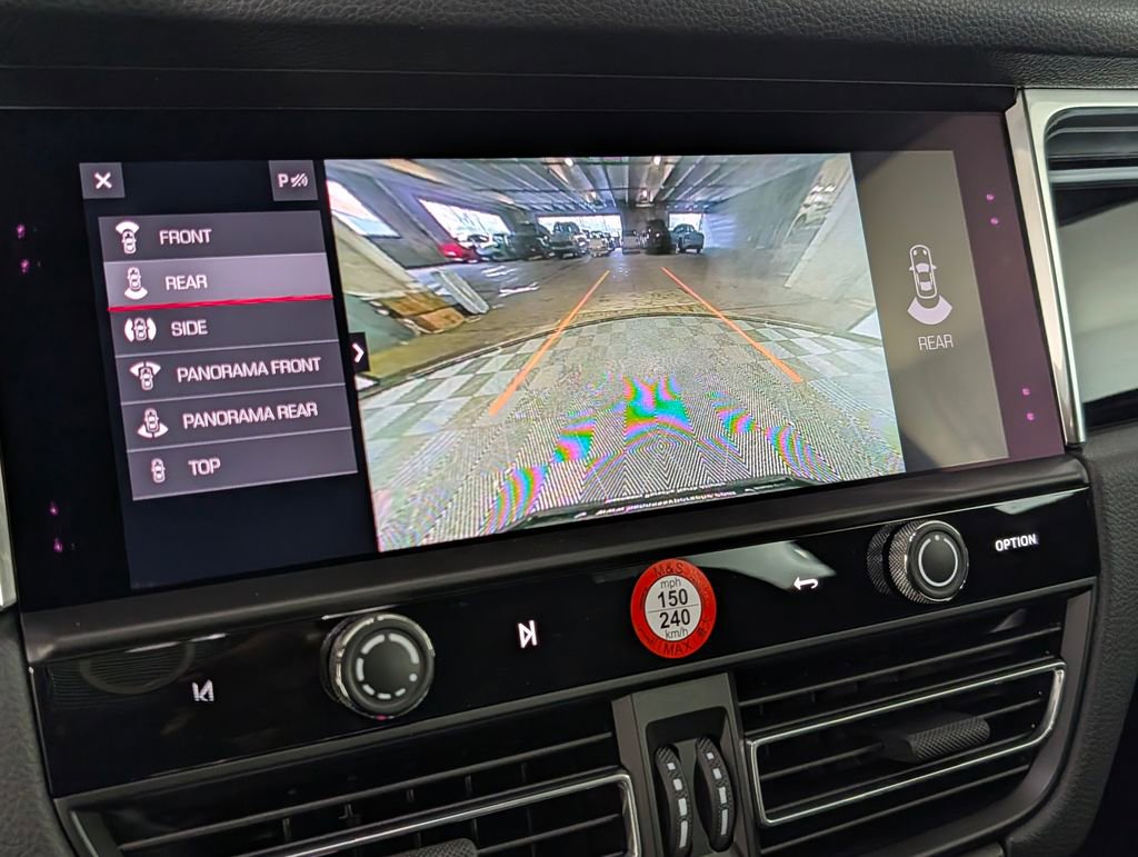 New 2026 Porsche Macan image 31