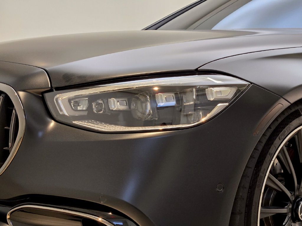 Used 2025 Mercedes-Benz S 63 AMG S image 5