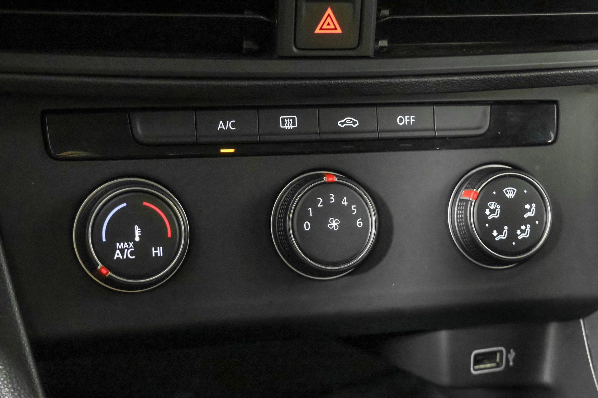 Used 2019 Volkswagen Jetta S w/ Driver Assistance Package FWD image 29