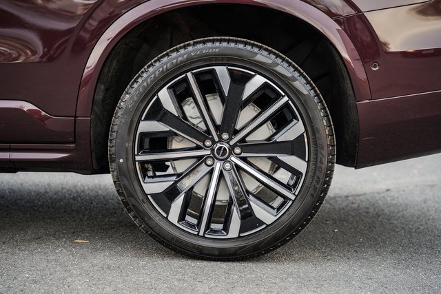 New 2026 Volvo XC90 B6 Ultra w/ Protection Package Premier image 18