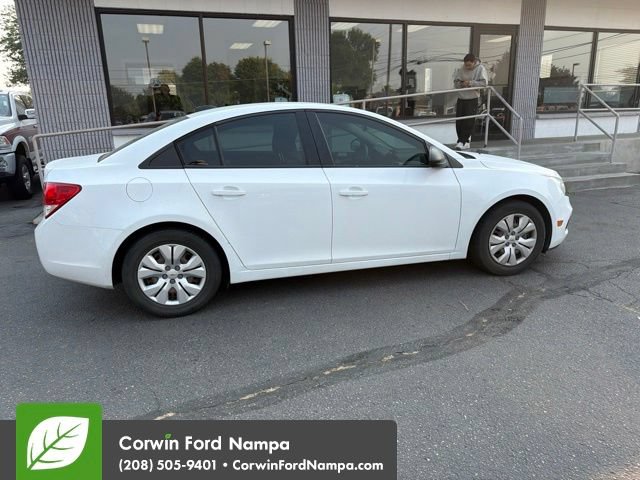 Used 2016 Chevrolet Cruze LS FWD image 5