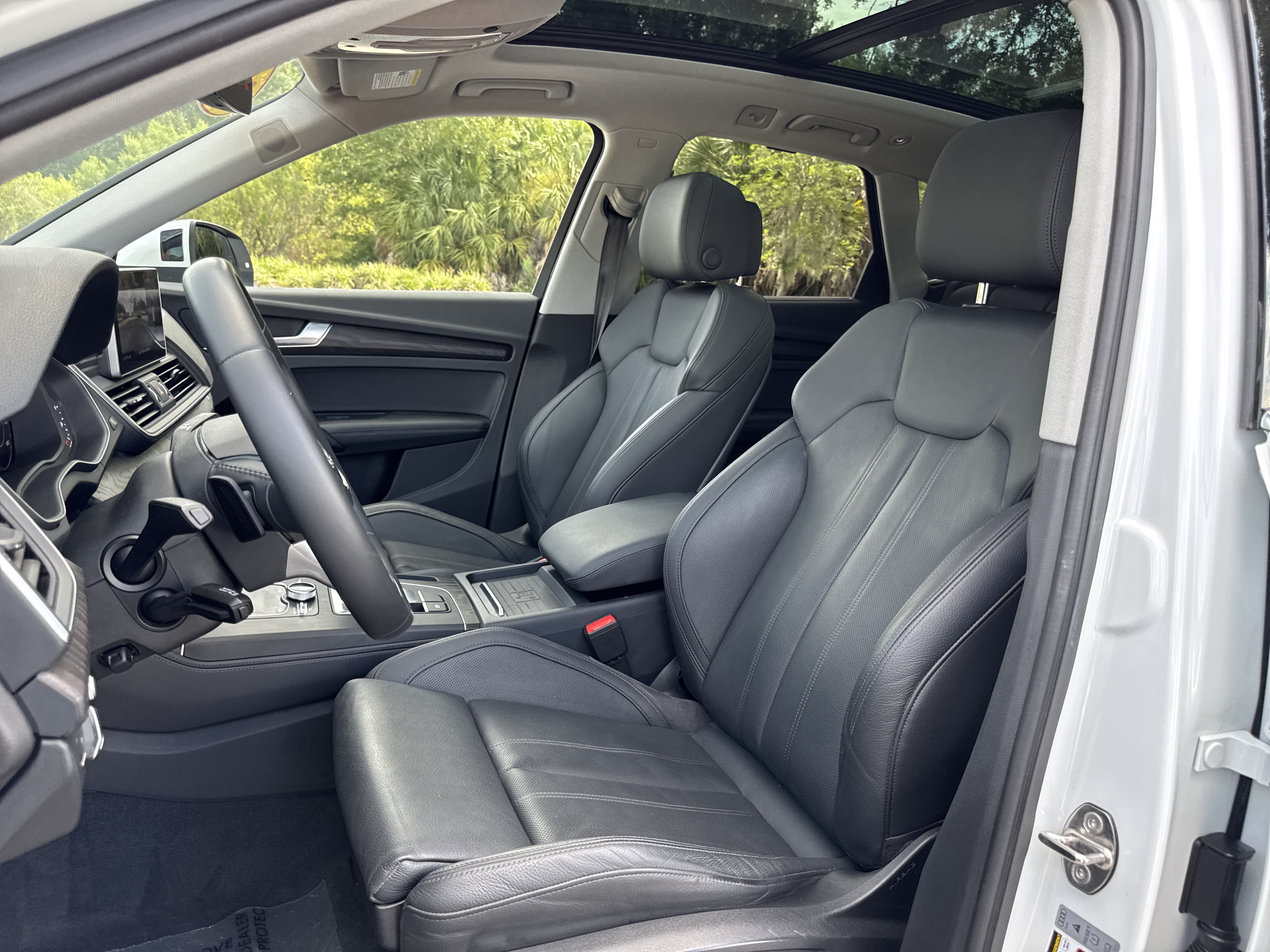 Used 2020 Audi Q5 Prestige w/ Prestige Package AWD/4WD image 21