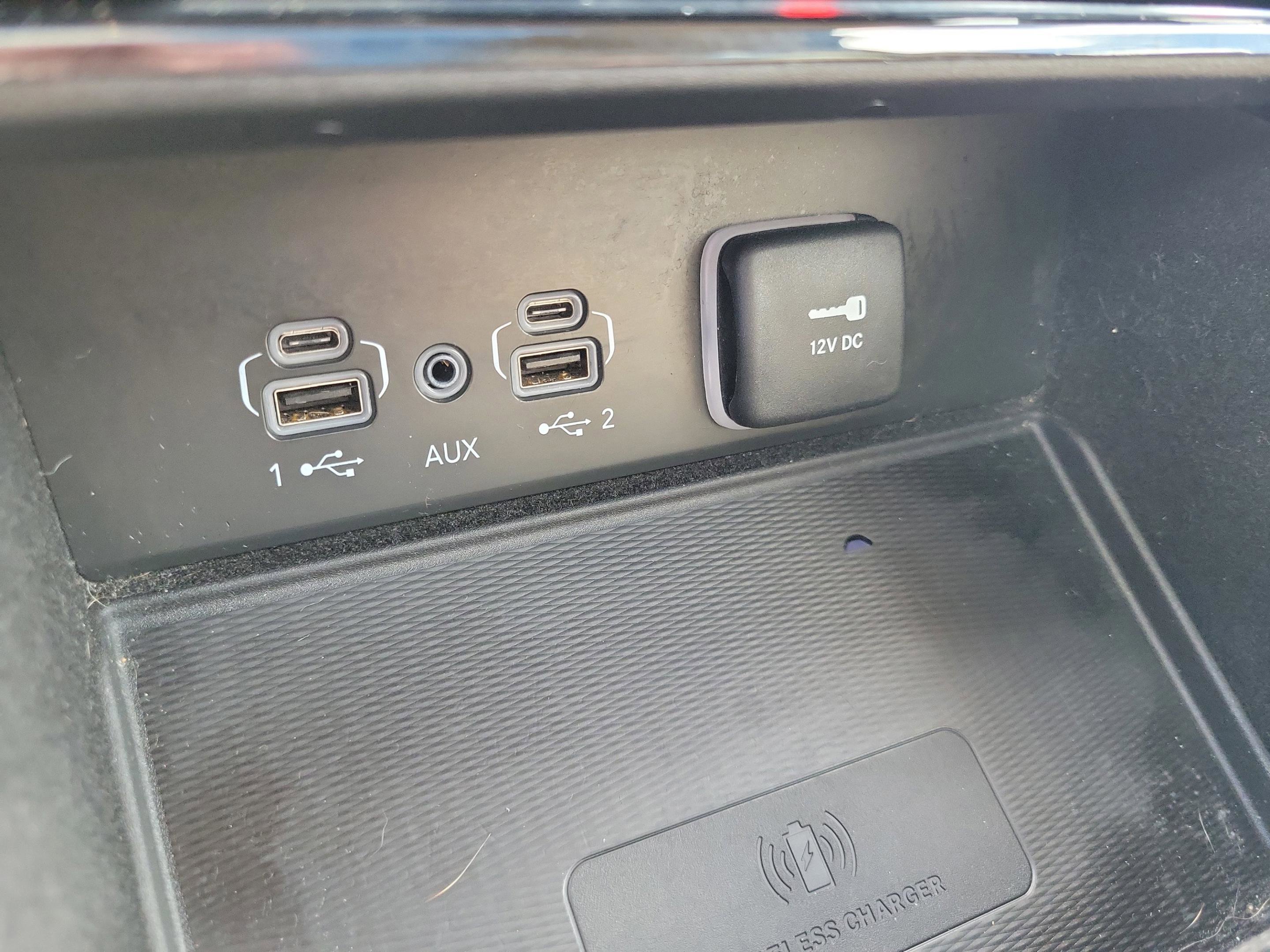 Used 2022 Jeep Grand Cherokee L Limited w/ Luxury Tech Group II image 34