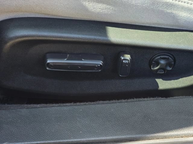 Used 2020 Honda Accord EX image 11