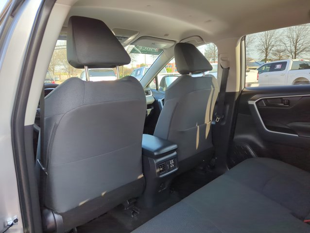 Used 2025 Toyota RAV4 LE image 17
