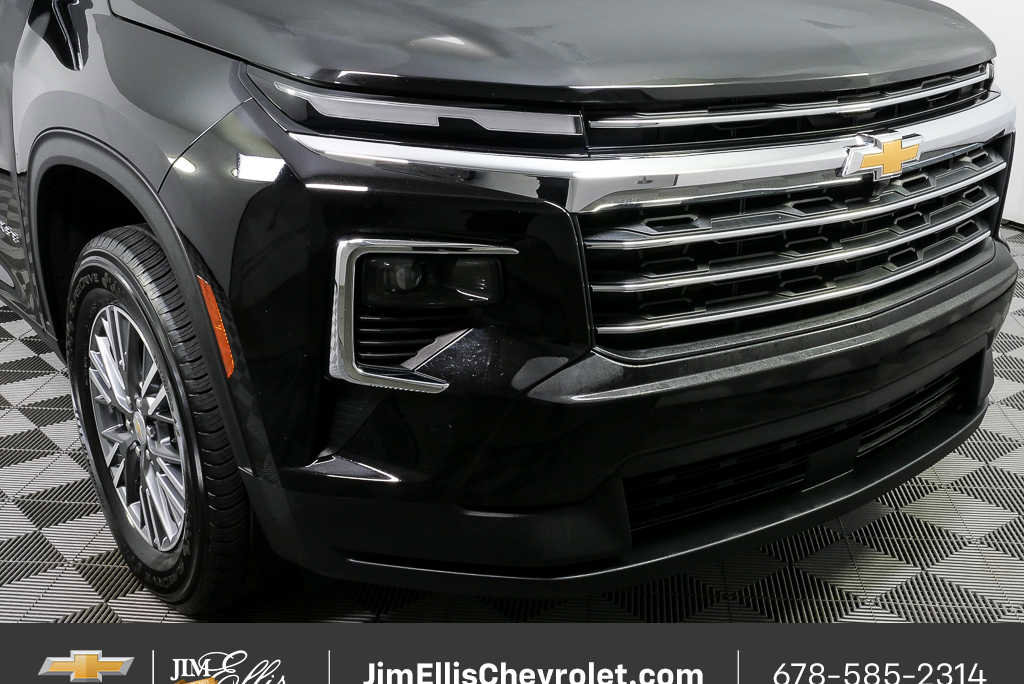 Certified 2025 Chevrolet Traverse LT image 38