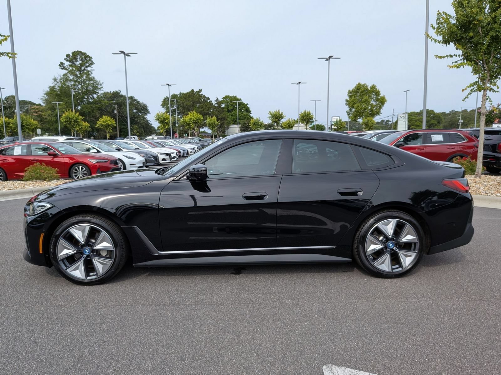 Used 2023 BMW i4 eDrive35 w/ Premium Package RWD image 6