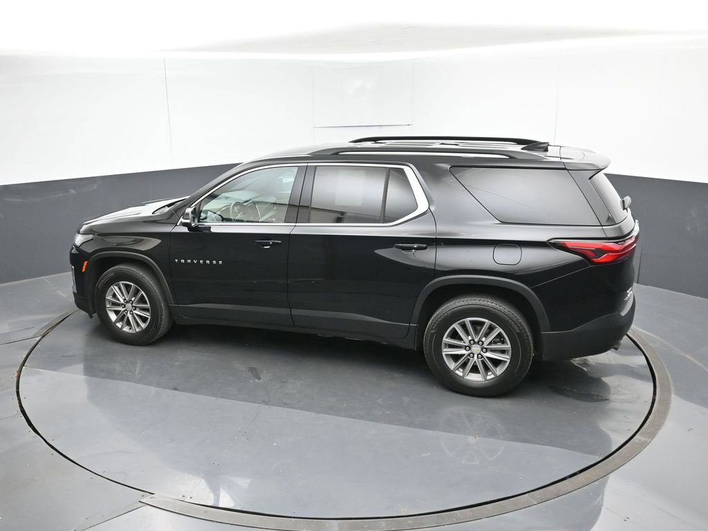 Used 2023 Chevrolet Traverse LT image 52