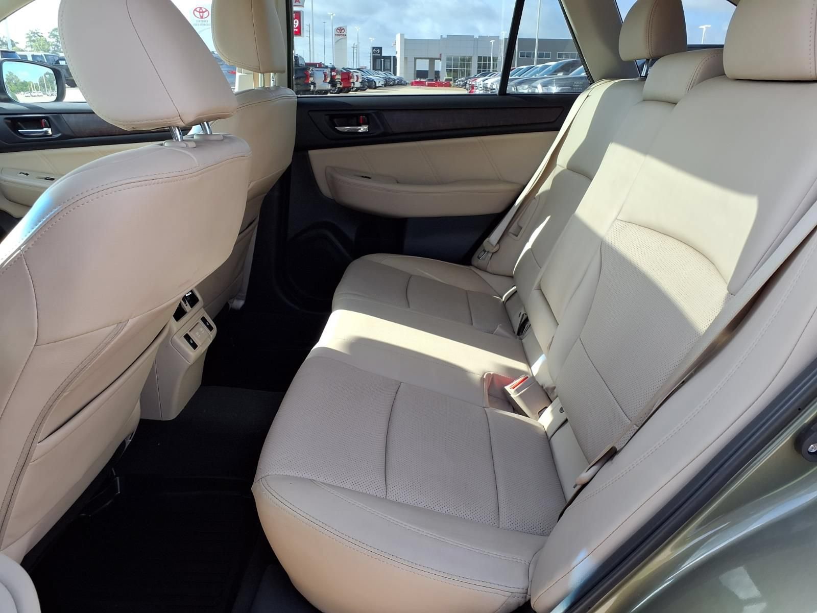 Used 2019 Subaru Outback 3.6R Limited w/ Popular Package #2 AWD/4WD image 19
