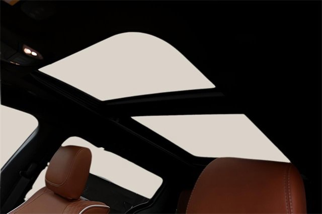 New 2026 Chrysler Pacifica Pinnacle image 11