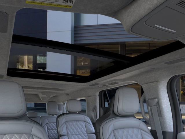 Used 2025 Lincoln Navigator L Black Label image 26