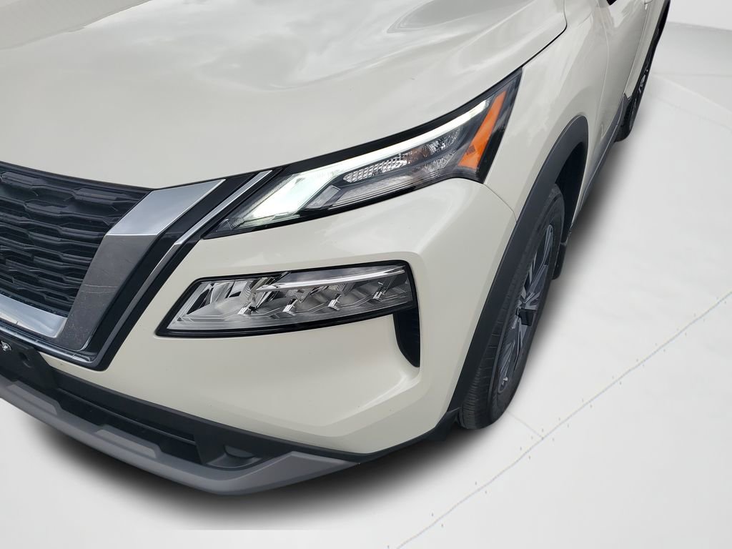 Used 2023 Nissan Rogue SV AWD/4WD image 25
