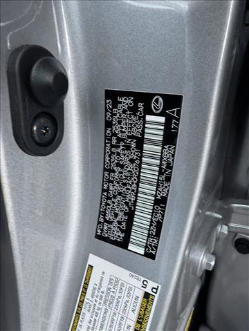 Used 2024 Lexus UX 250h F Sport image 23