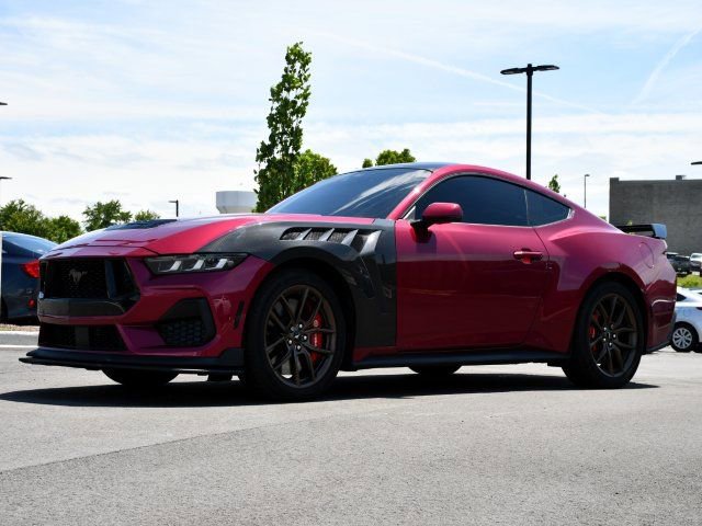 Used 2025 Ford Mustang GT Premium RWD image 5