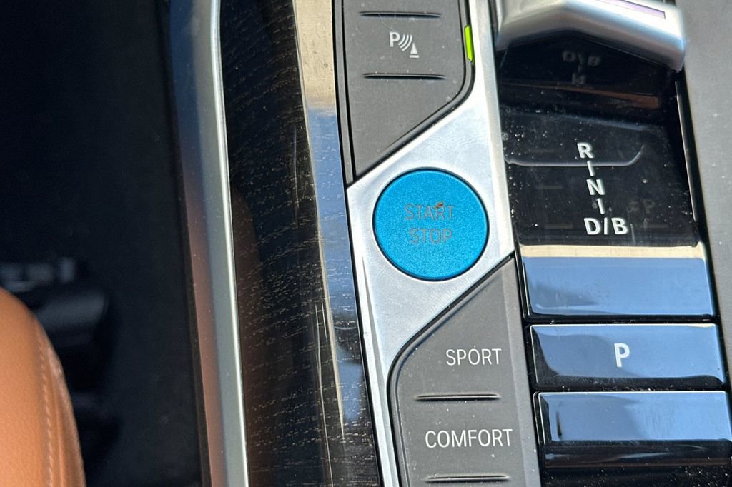 Used 2023 BMW i4 eDrive35 w/ Premium Package image 25