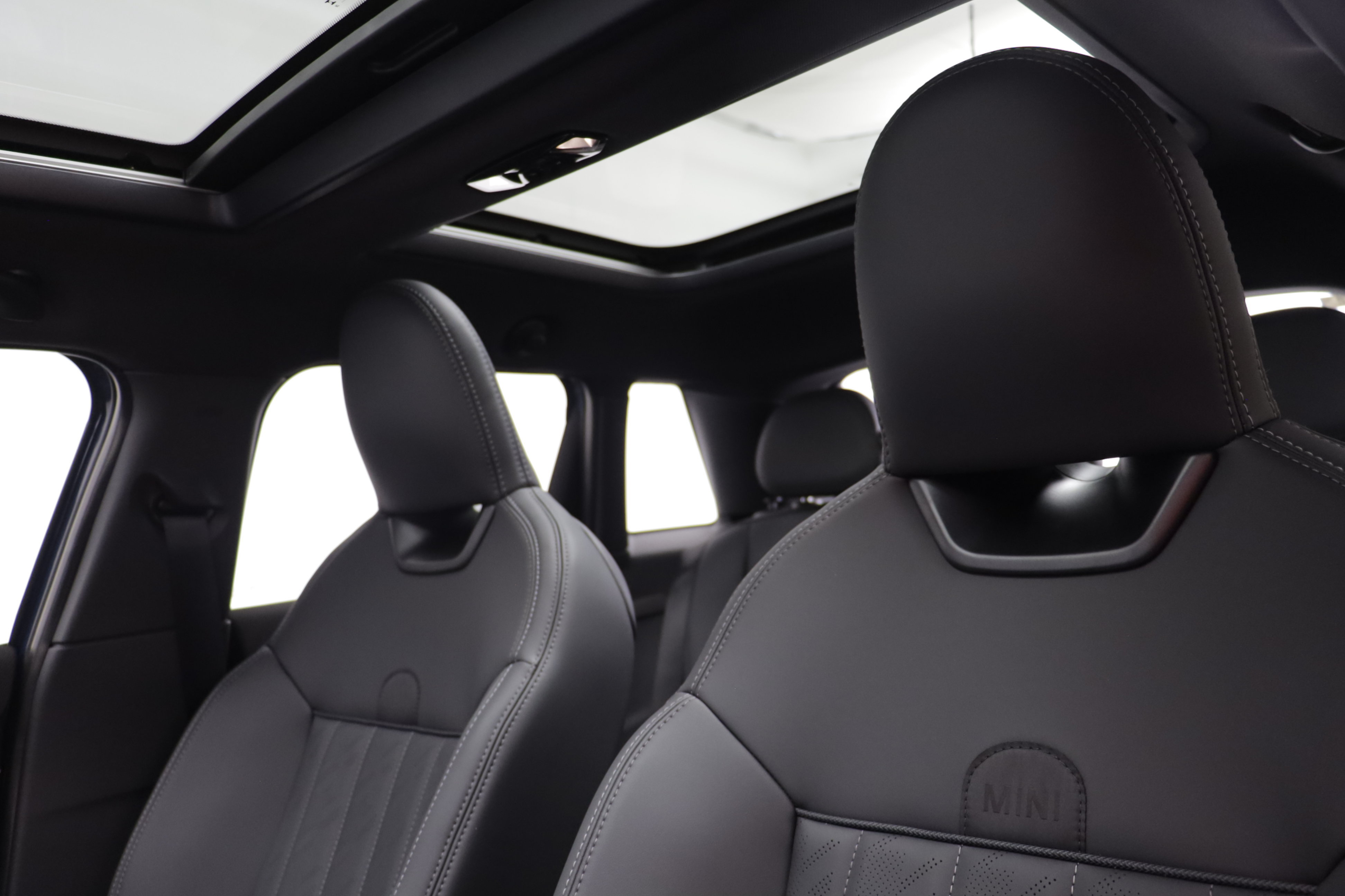 New 2026 MINI Cooper S FWD image 12