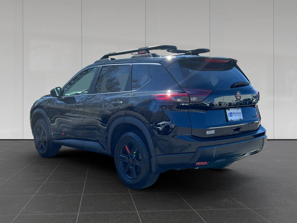 Used 2025 Nissan Rogue SV w/ Rock Creek Premium Package image 3