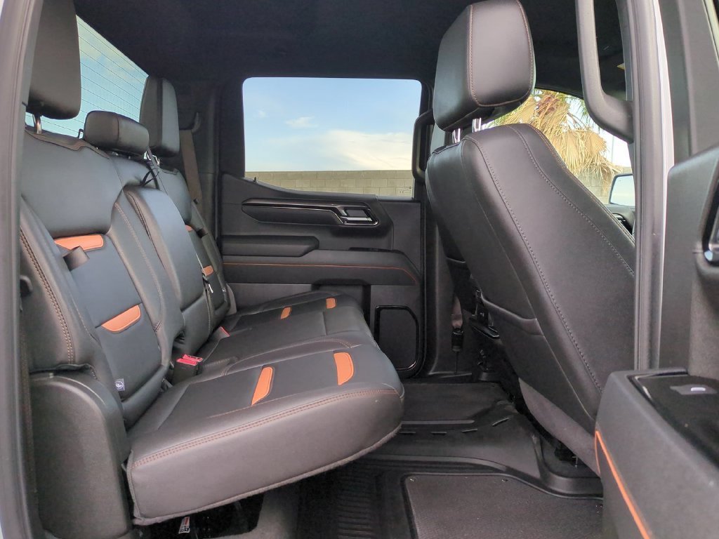 Used 2025 GMC Sierra 1500 AT4 AWD/4WD image 34