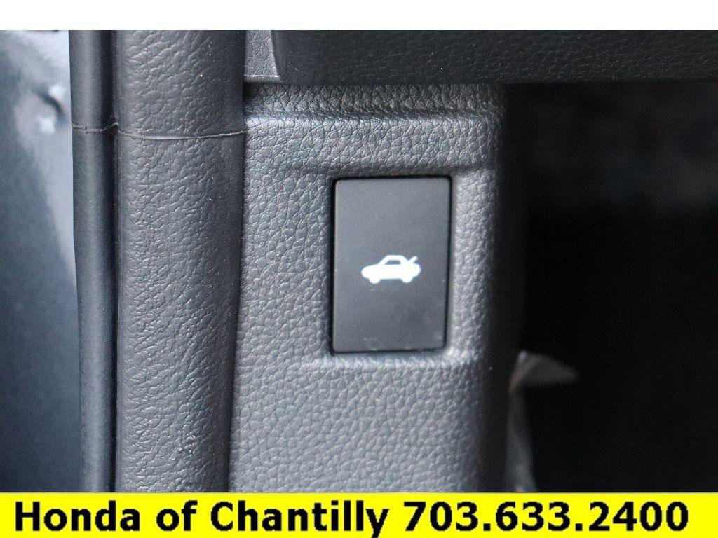 Used 2025 Honda Accord SE image 16