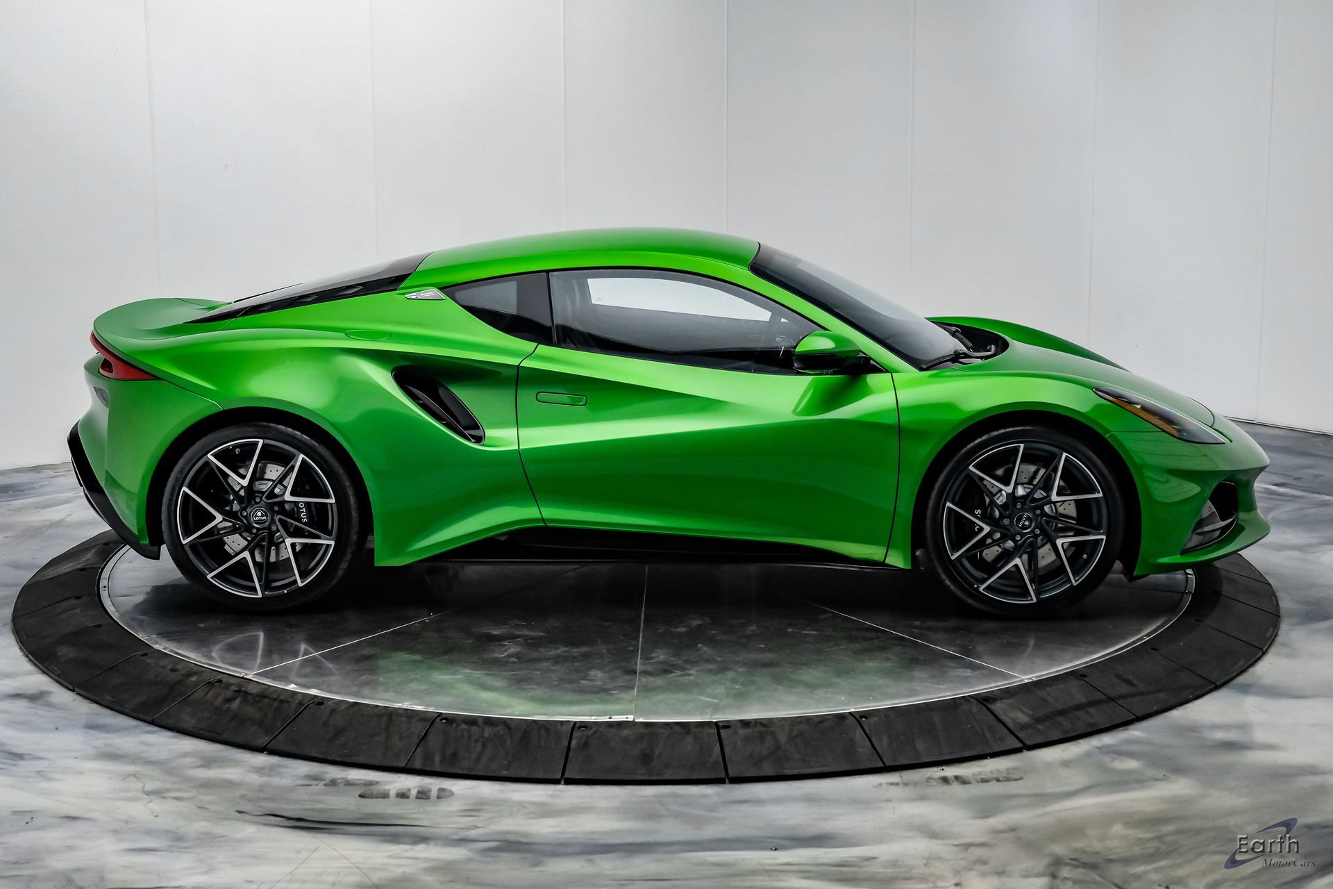 New 2026 Lotus Emira SE RWD image 26