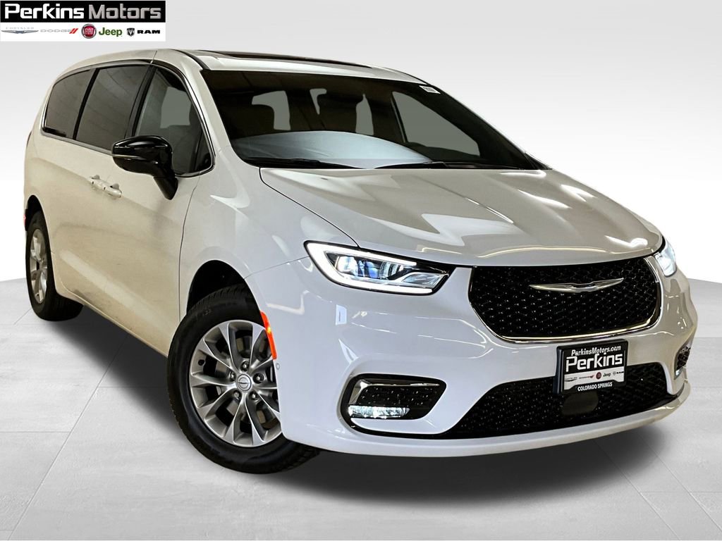 New 2026 Chrysler Pacifica Limited