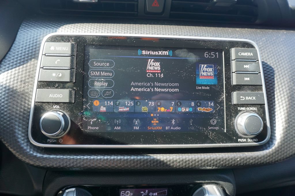Used 2019 Nissan Kicks SV FWD image 9
