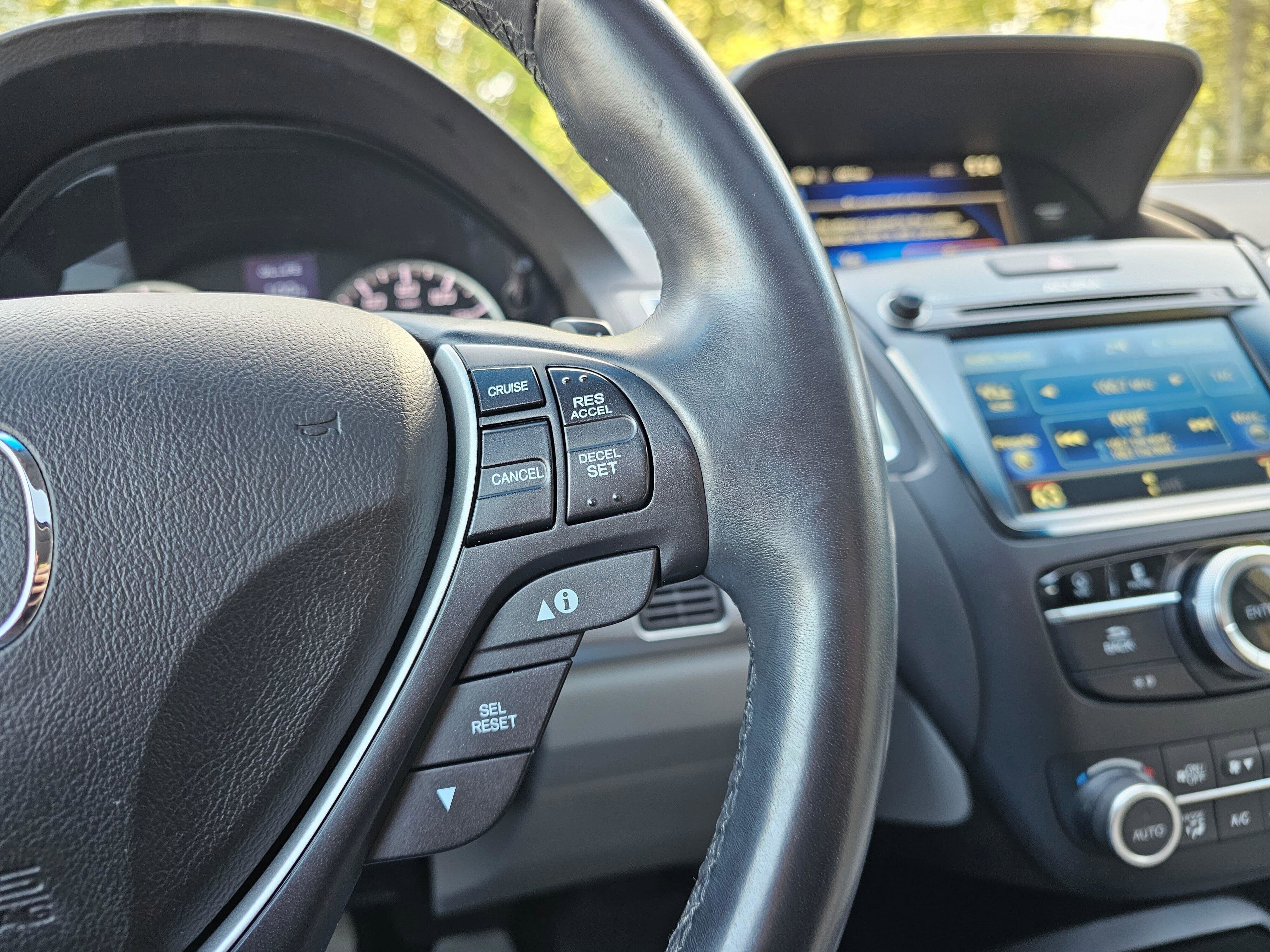 Used 2017 Acura RDX AWD w/ Technology Package image 32