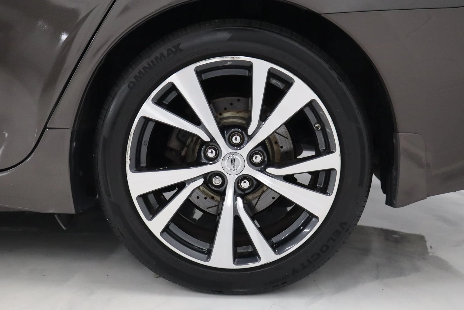 Used 2017 Nissan Maxima 3.5 SL FWD image 10