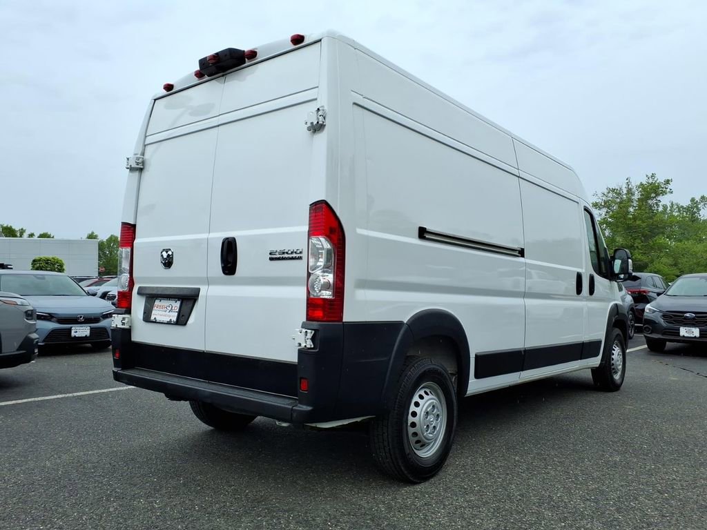 Used 2025 RAM ProMaster 2500 w/ Convenience Group FWD image 18