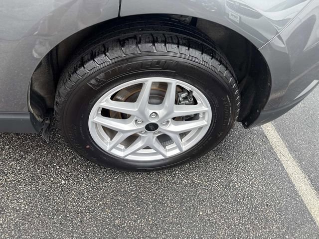 Used 2024 Ford Edge SEL image 16