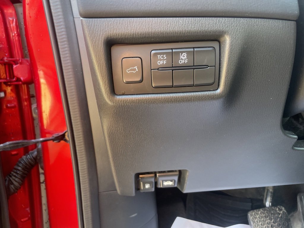 Used 2020 MAZDA CX-5 Touring image 19