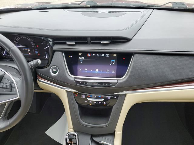 Used 2017 Cadillac XT5 Luxury w/ Driver Awareness Package AWD/4WD image 27