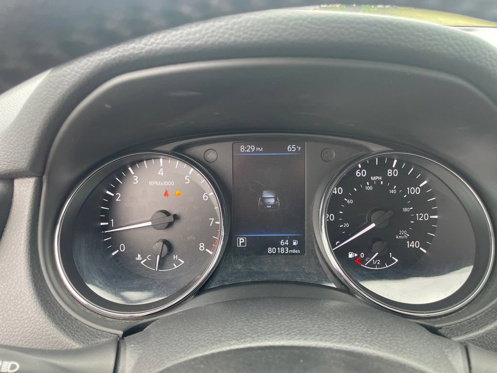 Used 2020 Nissan Rogue S w/ Special Edition Package FWD image 18