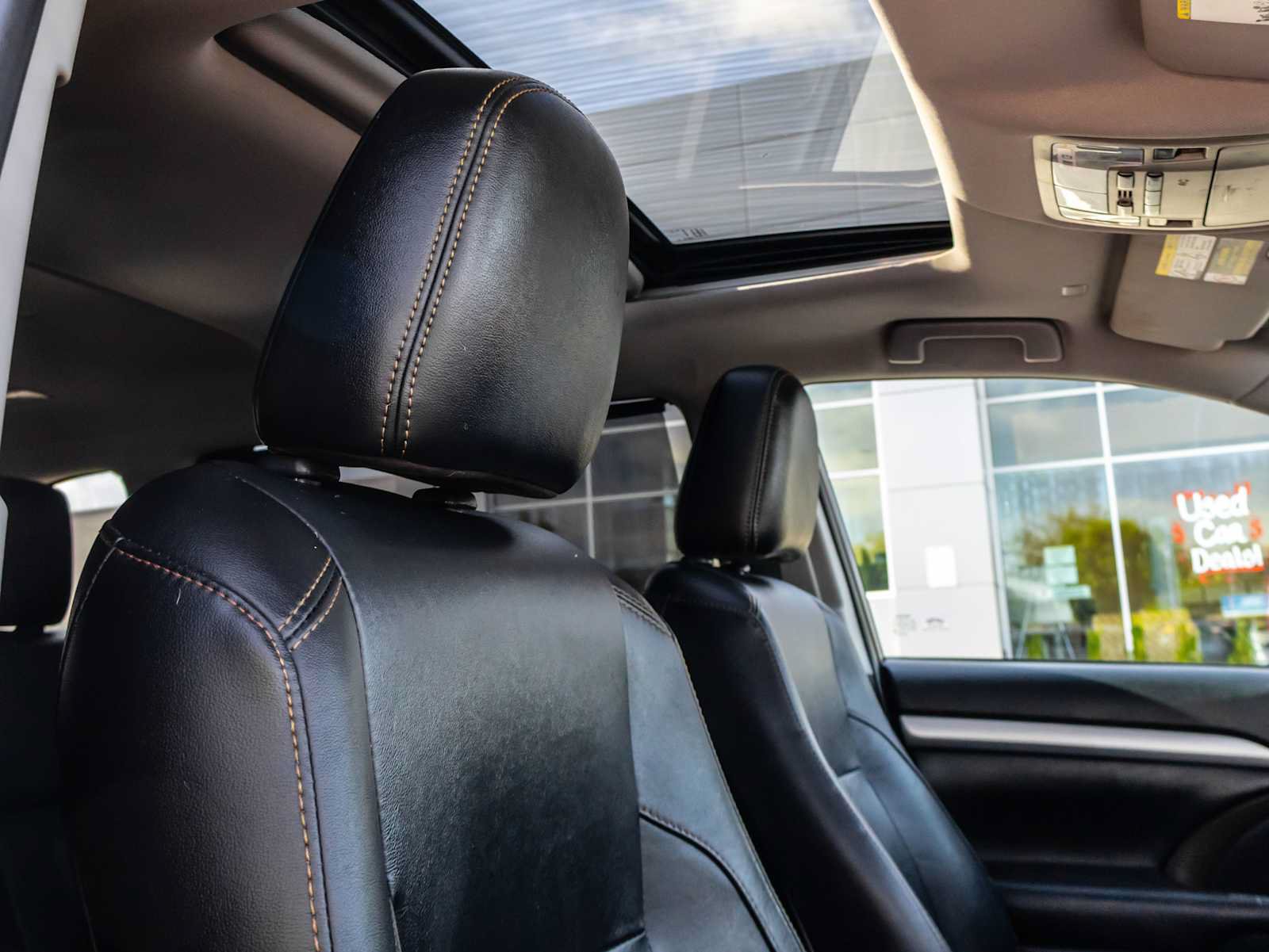 Certified 2019 Toyota Highlander XLE FWD image 24