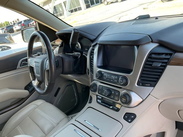 Used 2019 GMC Yukon Denali w/ Open Road Package RWD image 11