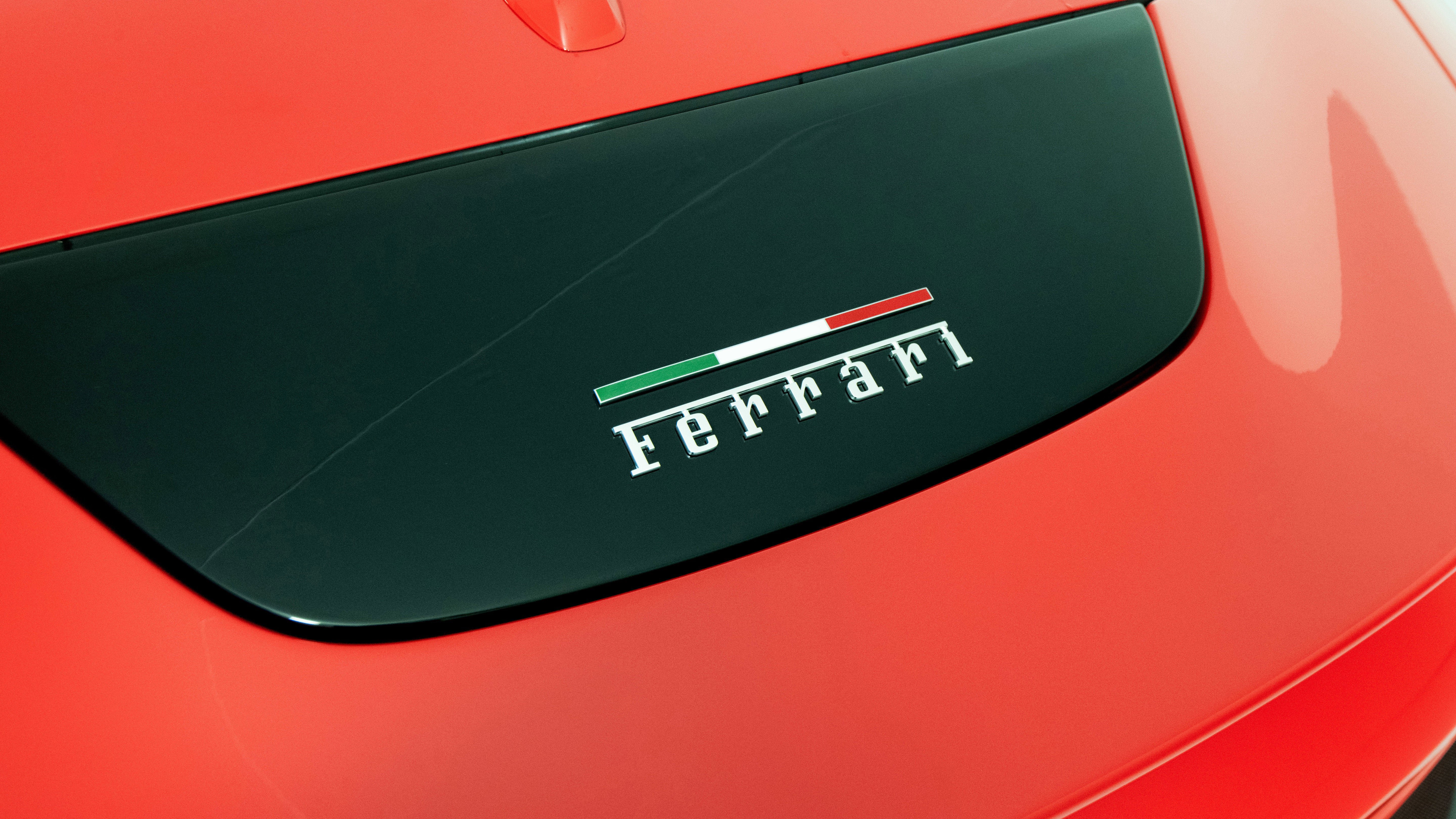 Certified 2026 Ferrari Roma Spider RWD image 13