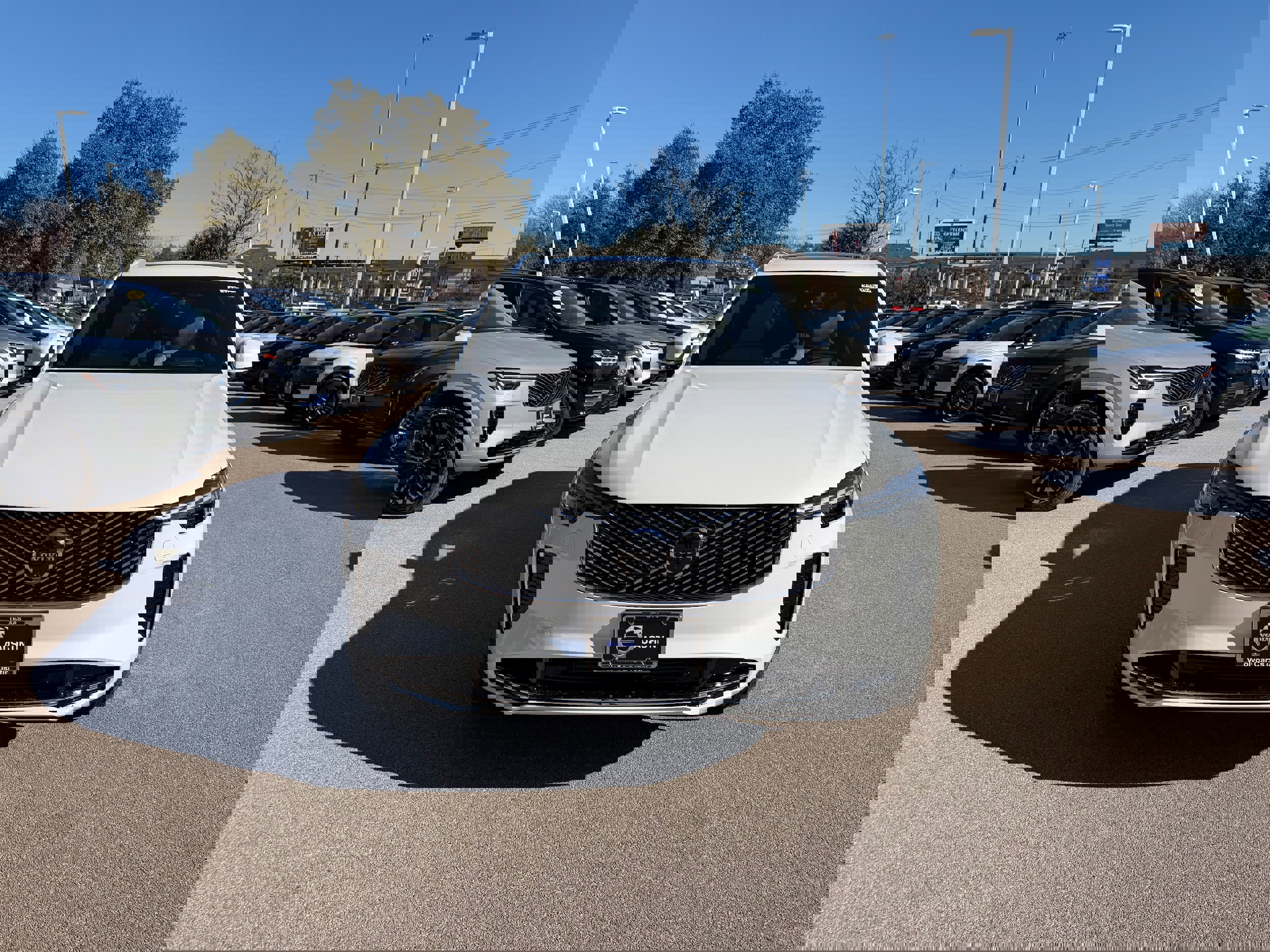 New 2026 Volvo XC90 T8 Ultra w/ Lounge Package image 6